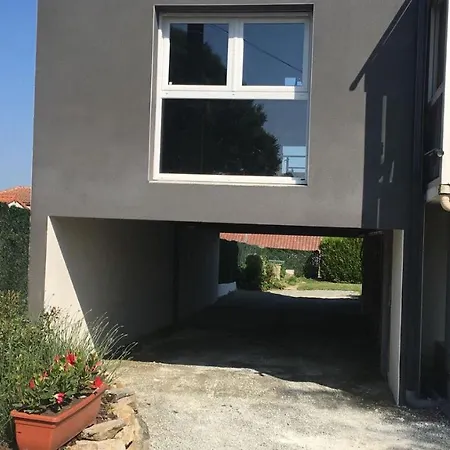Au Cheval D'or *